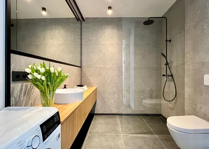 Malgorzaty Sobczak * يلينيا غورا